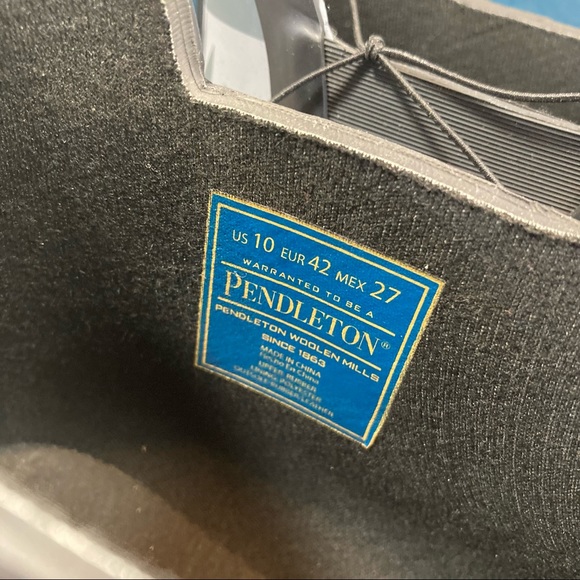 Pendleton Chelsea Black Rain Boot - Picture 7 of 9